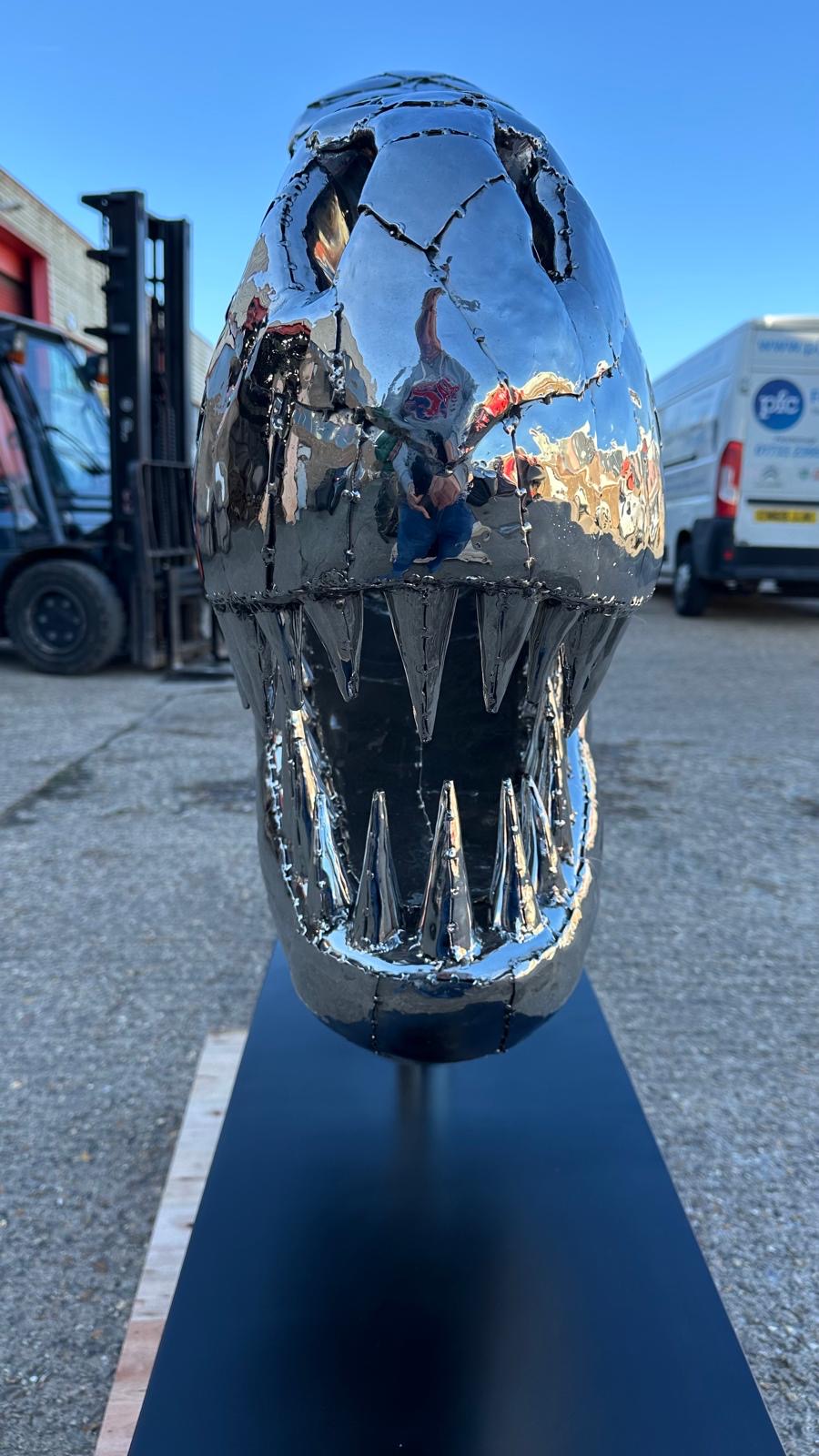“Art Paris” sculpture, one of a kind, T-Rex skull