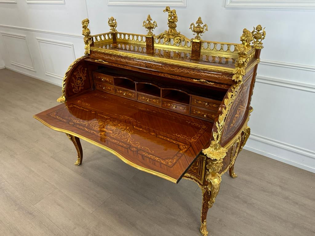 Fantastic, Linke inspired, French antique bureau with bronze decoration