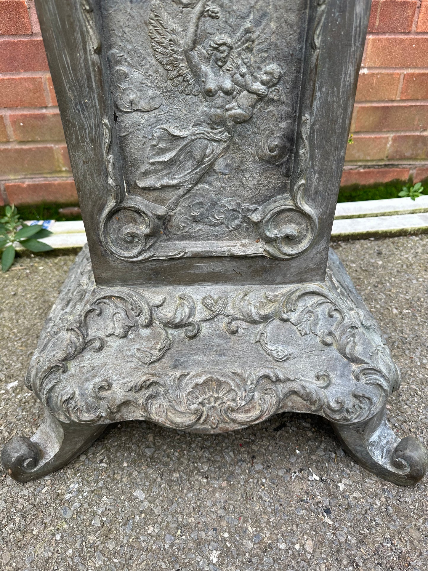 Very rare, solid bronze lamp post from the Waldorf Astoria, original and working