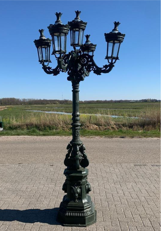 Cast iron 9ft tall 5x lamp, lamp posts x12 available