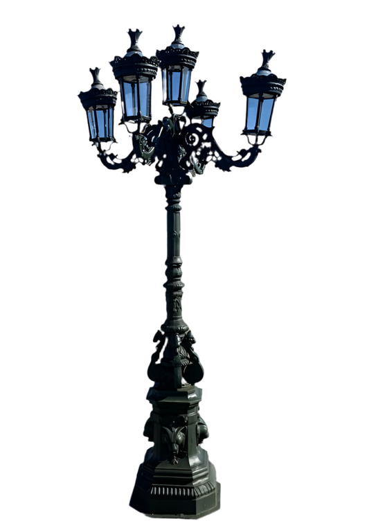 Cast iron 9ft tall 5x lamp, lamp posts x12 available