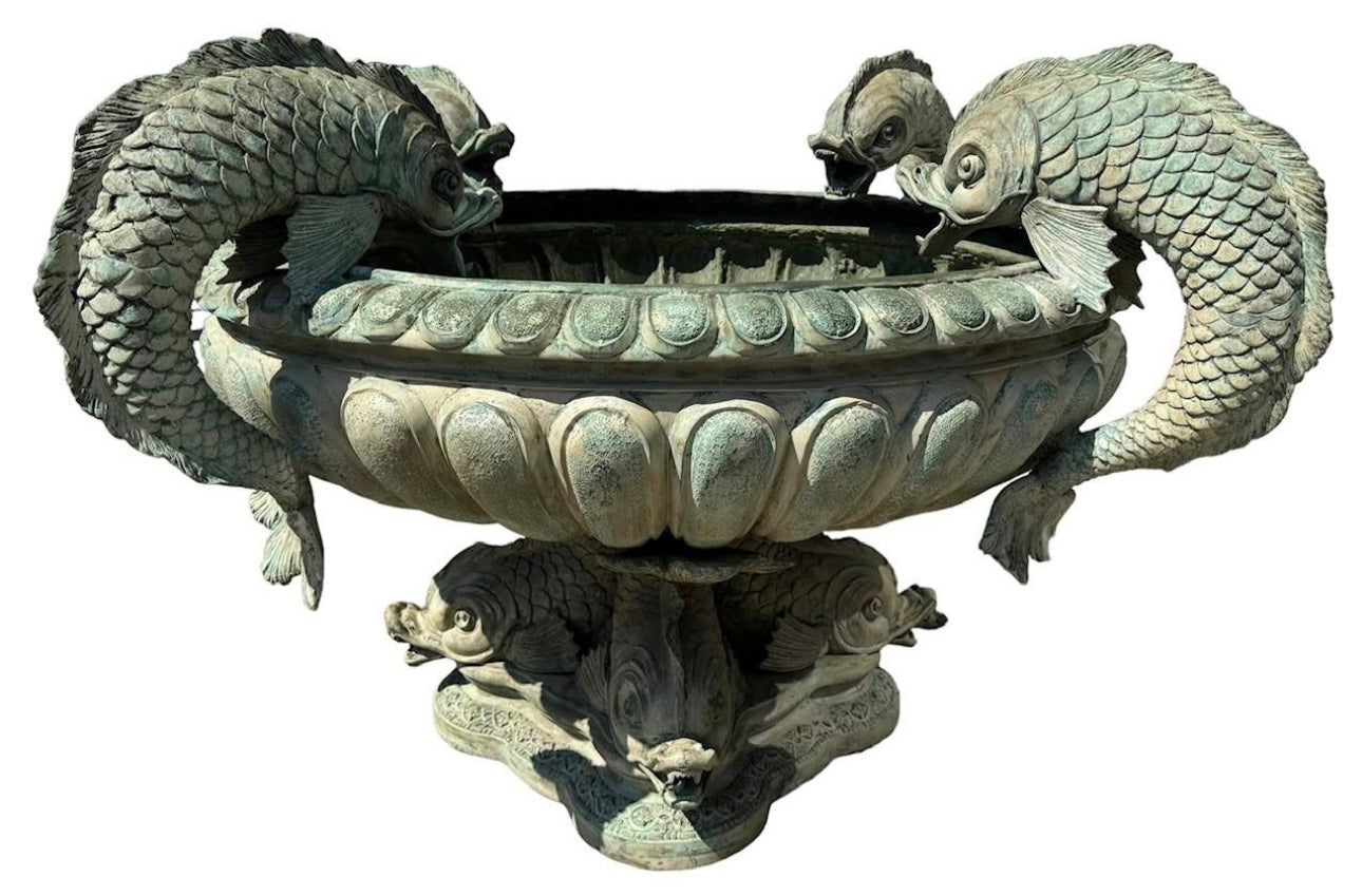 Extremely rare, Fontaine Charlemagne, rue Charlemagne, Paris, - bronze fountain 99x170cm