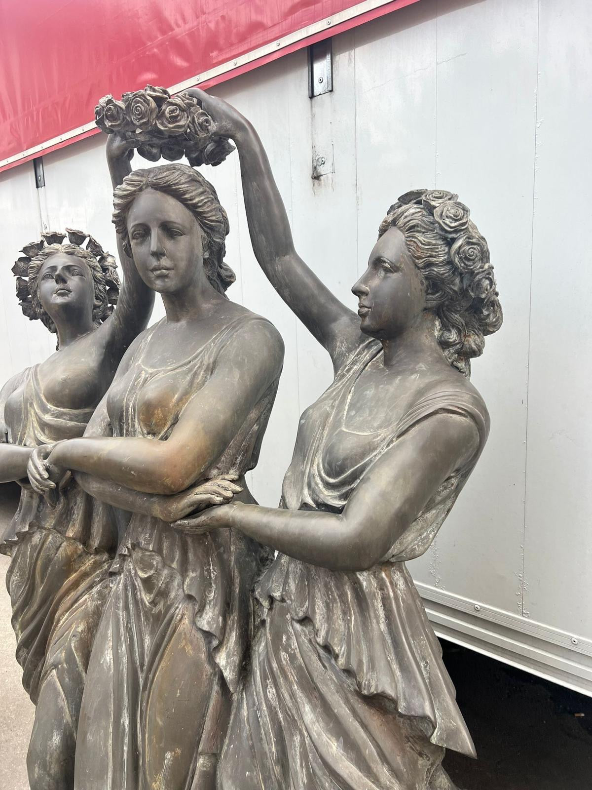 Stunning, antique bronze 3x ladies statue from Italy